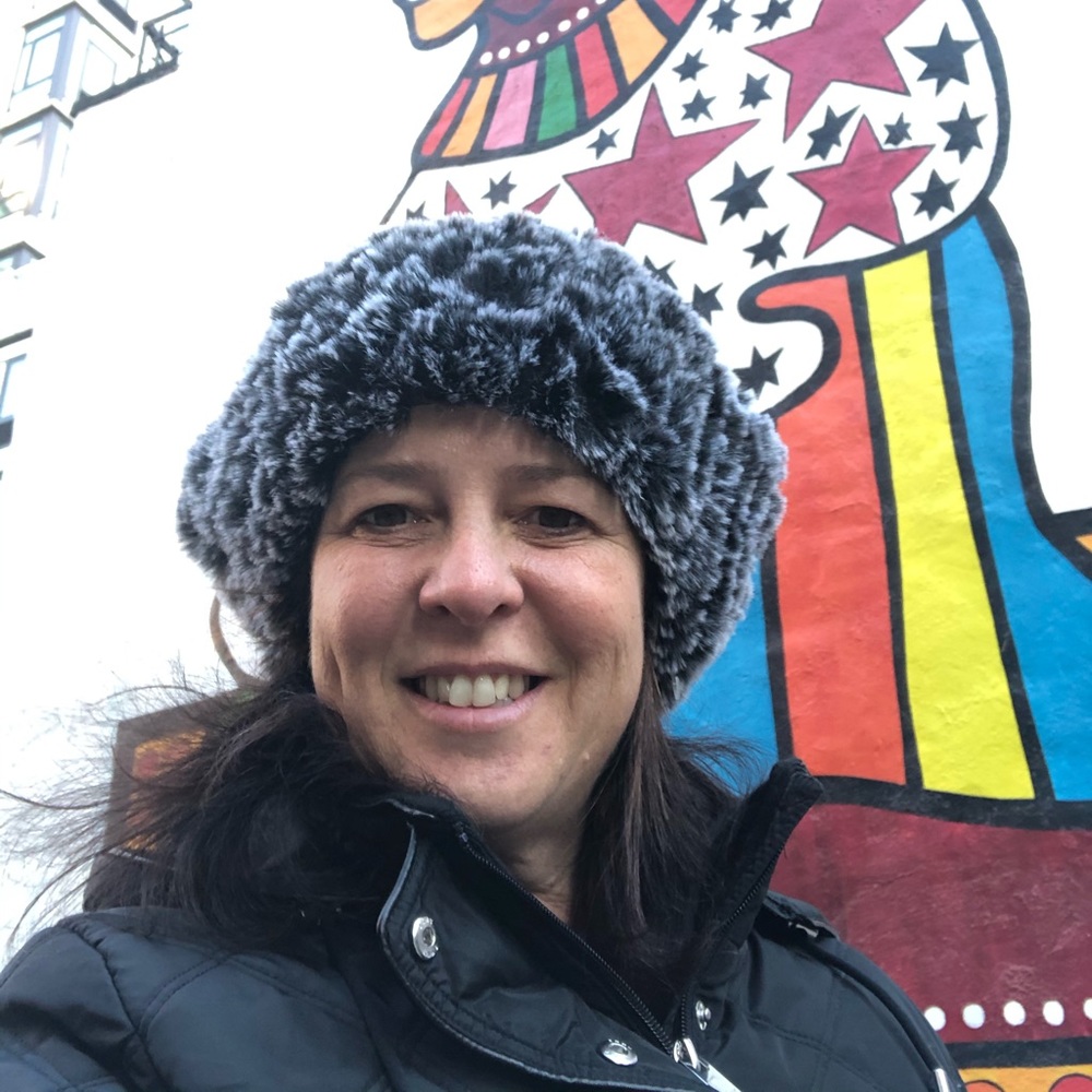 Meet your Posher, Cara